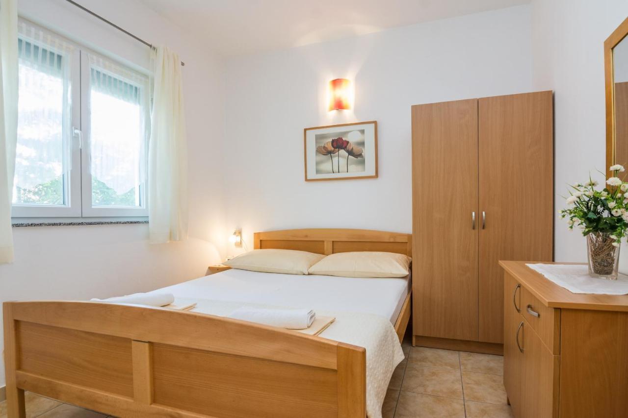 Apartments Sarlija Vir Extérieur photo