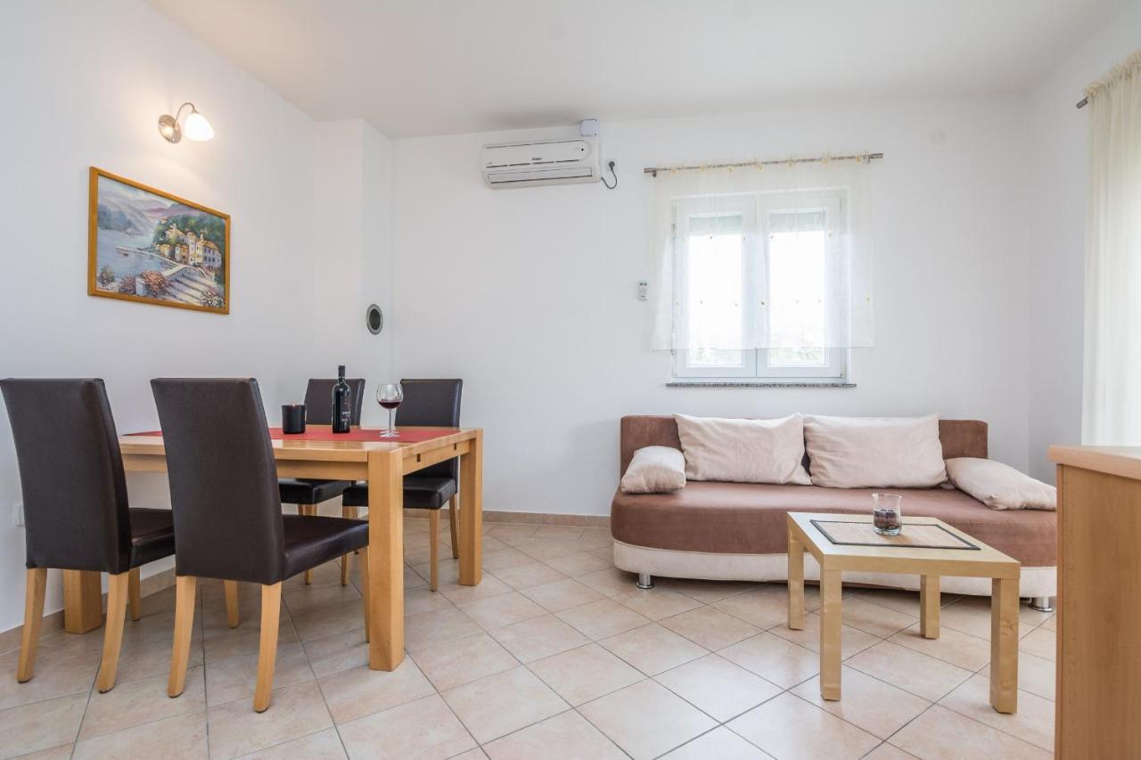 Apartments Sarlija Vir Extérieur photo